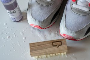 Чистка кроссовок с помощью Jason Markk Premium Kit - блог Styles.ua