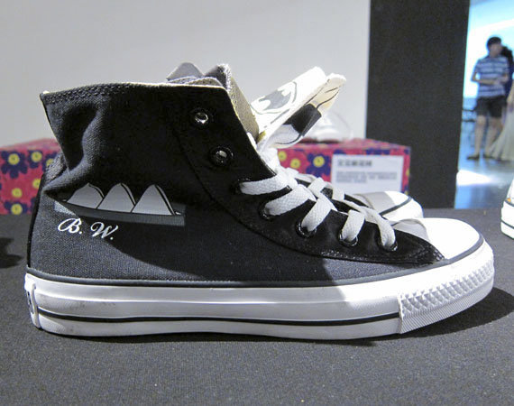 Dc comics converse on sale 2019