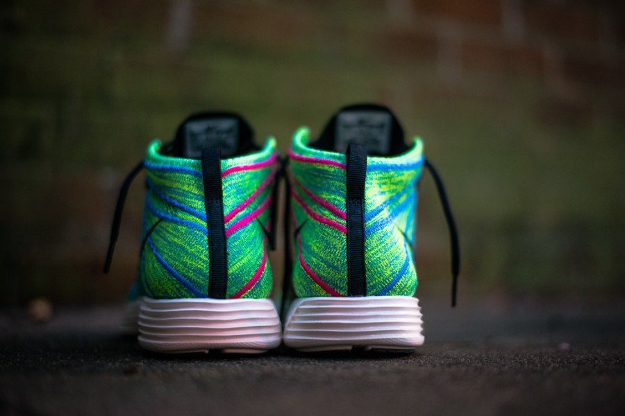 Кроссовки Nike Flyknit Chukka [Blue Glow].