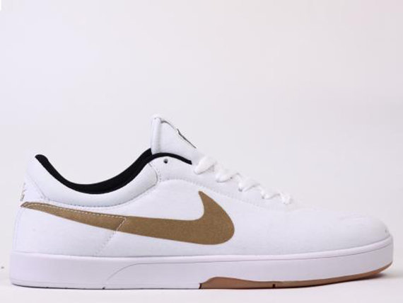 Кроссовки Nike SB Eric Koston SE [White 