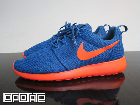 Кроссовки Nike Roshe Run [Dark Royal/Blue Team-Orange].