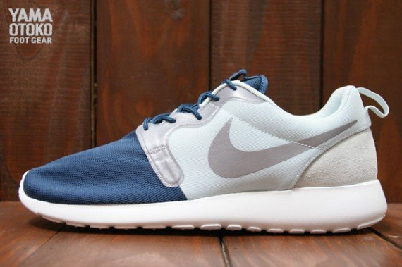 nike roshe run hyp