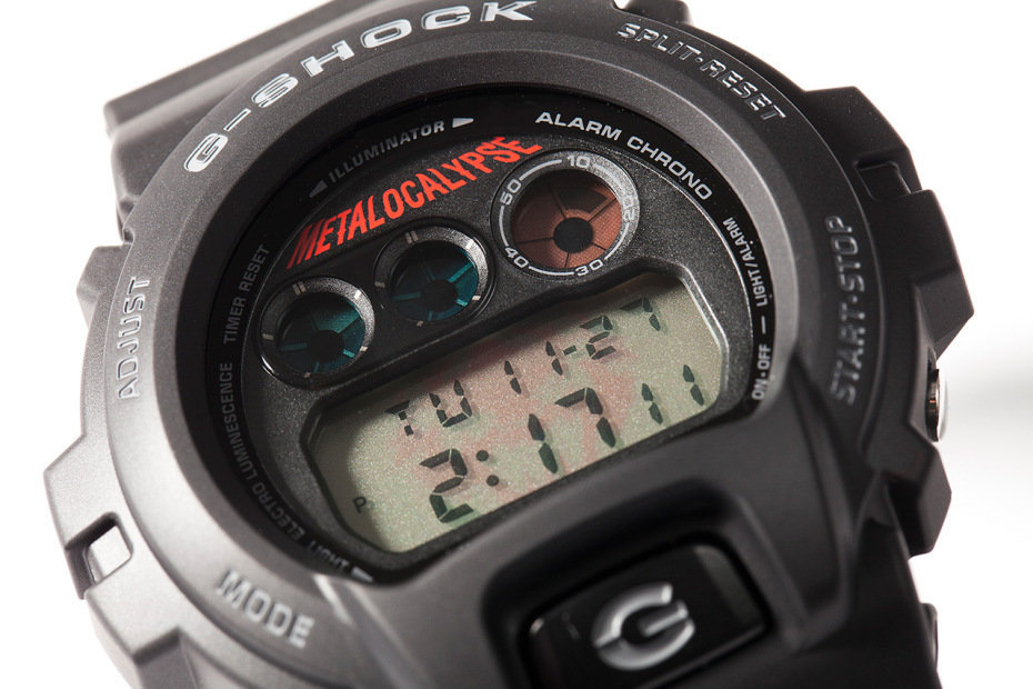 Часы Adult Swim Metalocalypse x Casio G-Shock DW-6900