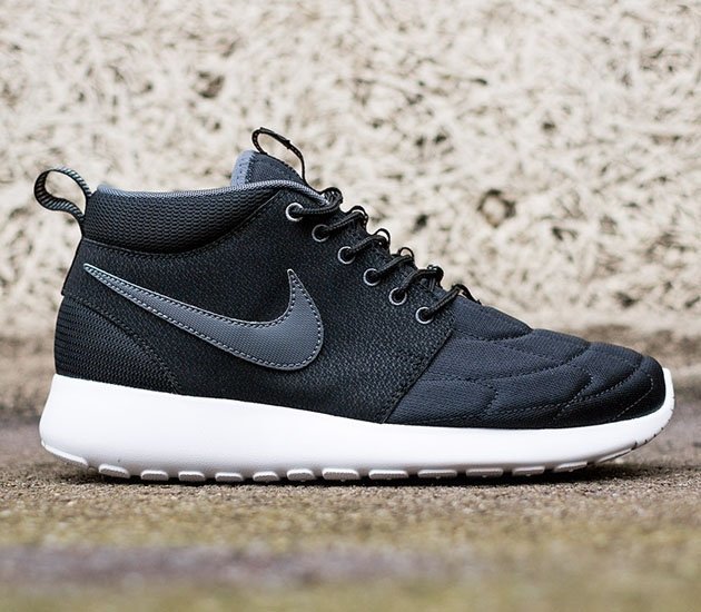 Nike grey roshes deals