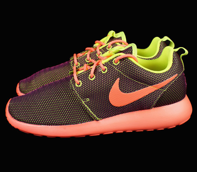 Кроссовки Nike Roshe Run [Volt Bright 