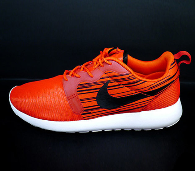 Кроссовки Nike Roshe Run Hyperfuse 