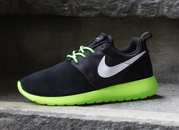 nike roshe run gs