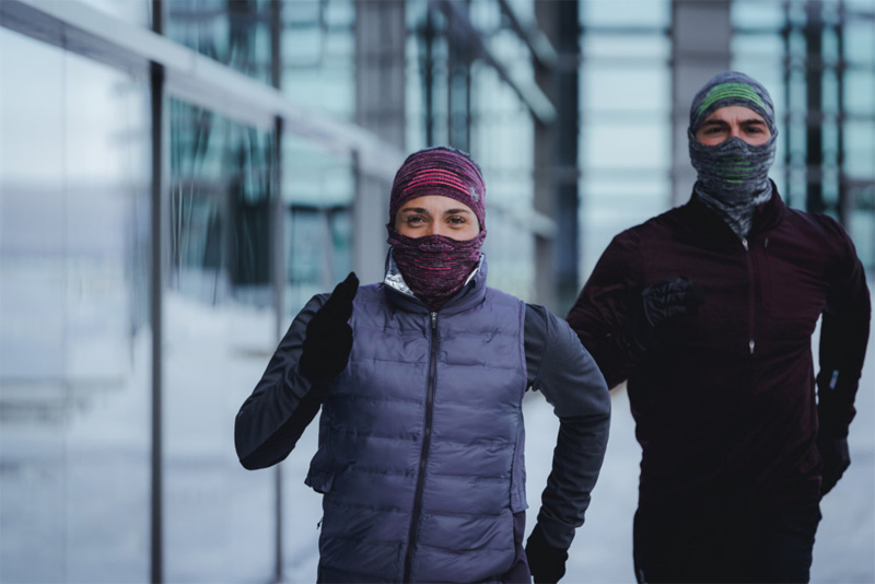 Шапки і шарфи для бігу взимку